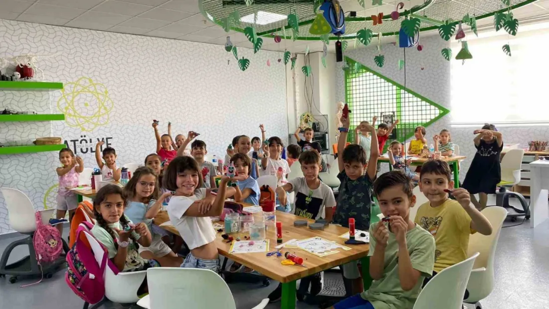 Bilim Yunusemre’de yaz kursları sürüyor