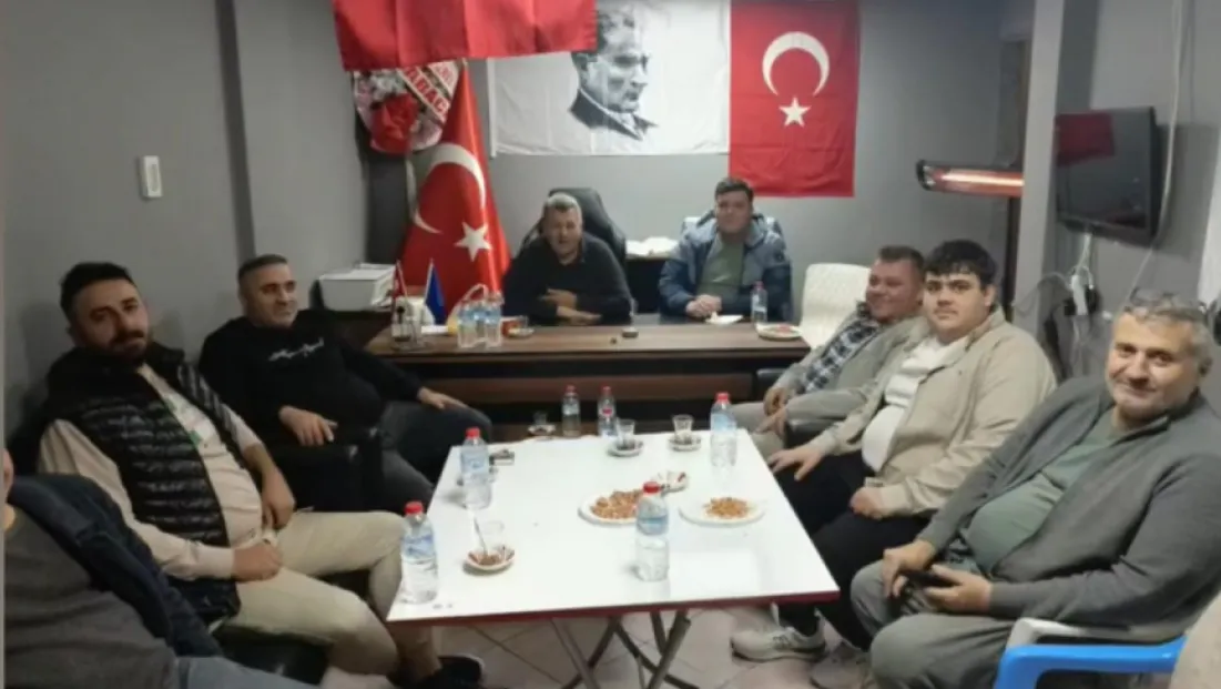 İl Başkan Yardımcısı Mehmet Can ve Turgutlu Ekibi Partiden Ayrıldı