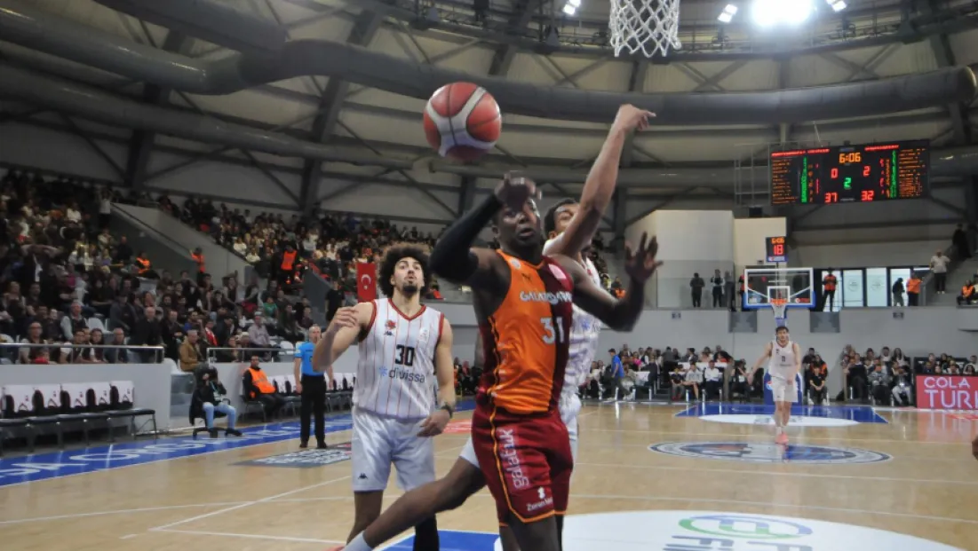 Manisa Basket Divissa- Galatasaray: 94-75