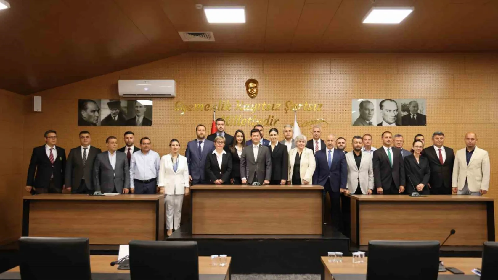 Marmaris Belediyesi'nin yeni dönemi ilk meclis toplantısını yaptı