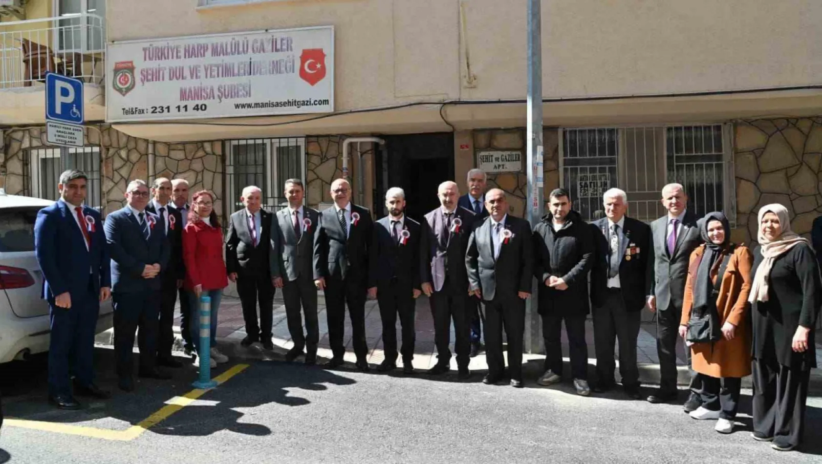 Başkan Ergün, şehit aileleri ve gazi derneklerini ziyaret etti