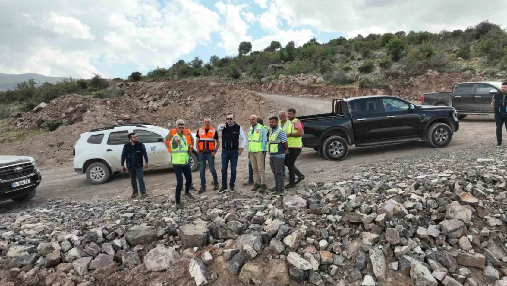 Taşlık ve kayalık arazi üretime ve istihdama dönüşüyor