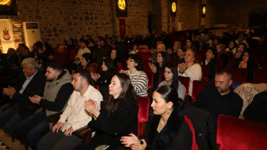 Aşıklar 'Aşıklar Bayramı'nda Hünerlerini Sergiledi