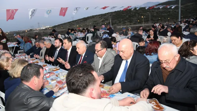 YUNUSEMRE'DE İFTAR SOFRASI AKGEDİK'TE KURULDU