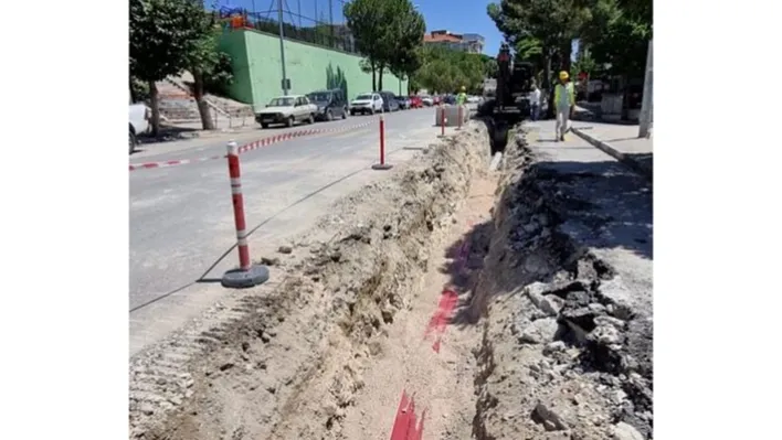 6 MİLYON LİRALIK ALTYAPI YATIRIMINDA İLK KAZMA VURULDU