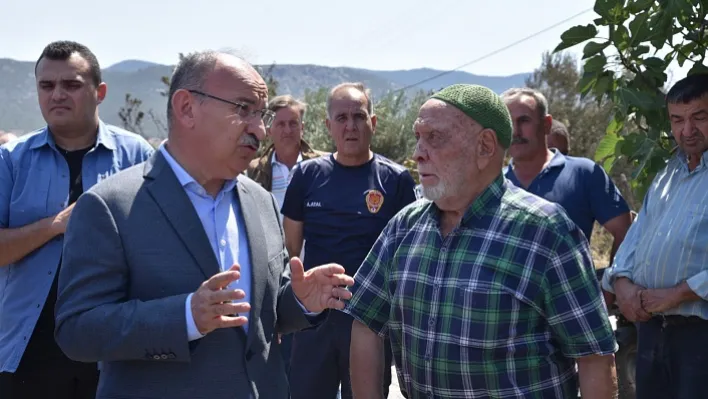 VALİ KARADENİZ, AKHİSAR'DA YANGINDAN ETKİLENEN ALANLARDA İNCELEMELERDE BULUNDU