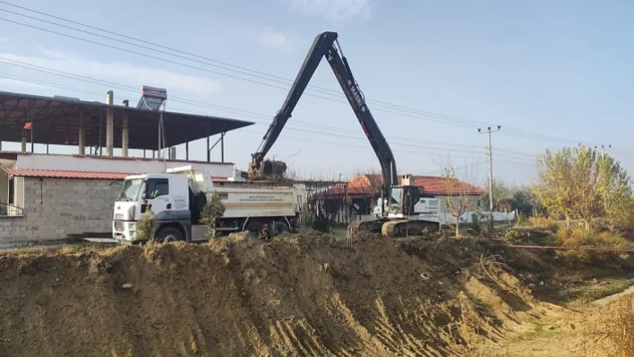 Muhtar ve mahalle sakinleri çalışmadan memnun