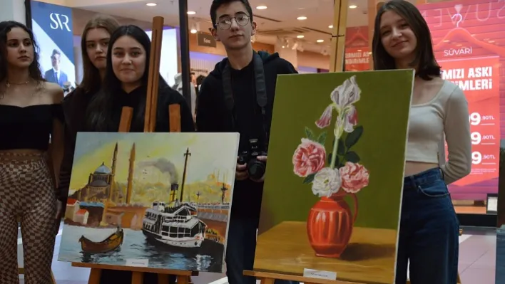 Manisa Güzel Sanatlar Lisesi'nin Resimleri Görücüye Çıktı