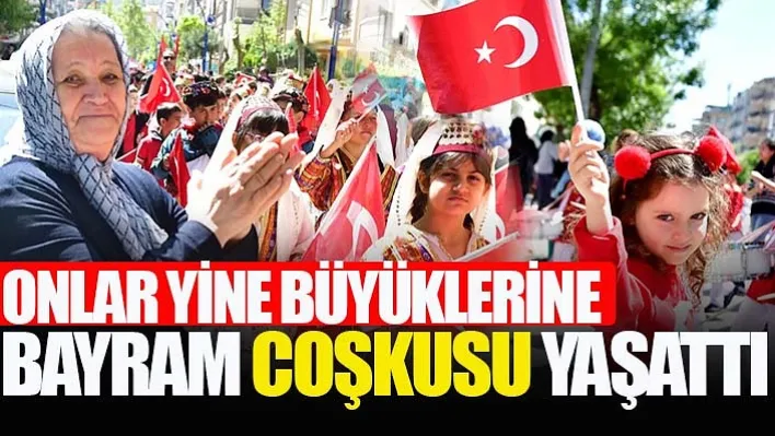 Onlar Yine Büyüklerine Bayram Coşkusu Yaşattı