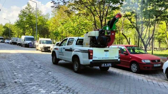 Manisa'da, İlaçlama Çalışmaları Aralıksız Sürüyor