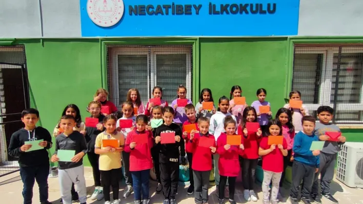 Necatibey İlkokulu Öğrencilerinden Anlamlı Kampanya