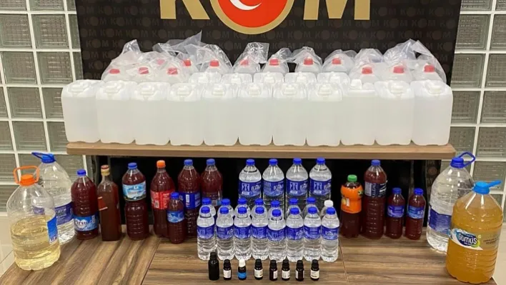 Manisa'da operasyon: 6 ton 656 litre sahte içki ele geçirildi