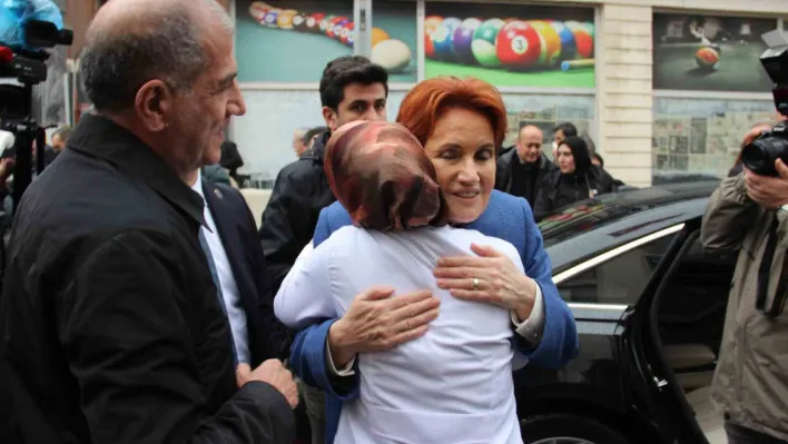 Akşener'den şehit ailesine taziye ziyareti