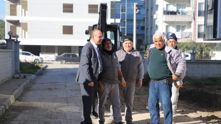 Başkan Akın Toplu Açılışı Yapılacak Ve Temeli Atılacak Projelerde Sürdürülen Son Hazırlıkları İnceledi