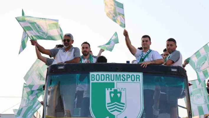 Bodrum'da şampiyonluk coşkusu: Binlerce taraftar kenti yeşil-beyaza bürüdü