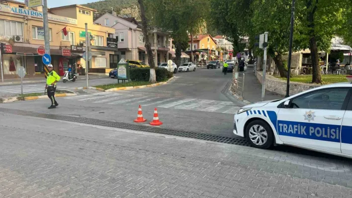 Fethiye'de seçim güvenliği nedeniyle yollar trafiğe kapatıldı