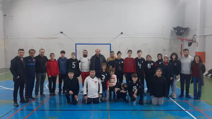 Görme engelli milli goalball takımına tasarruf engelli…