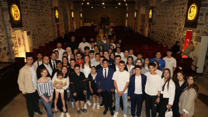 Liseli gençler sordu Başkan Durbay cevapladı