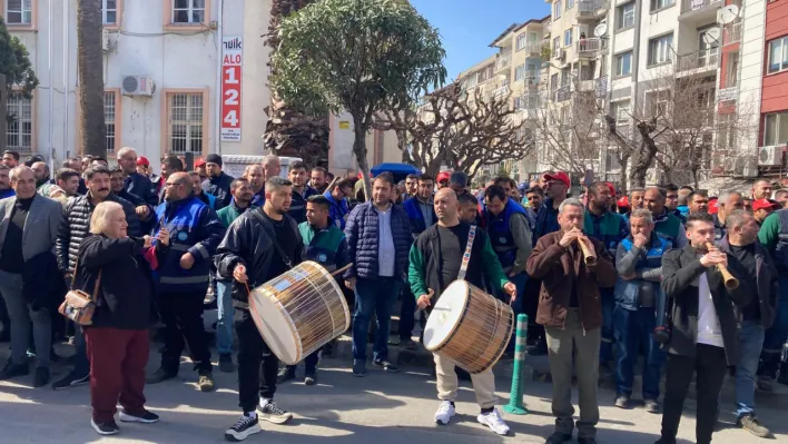 Manisa belediye işçisi bayram öncesi çifte bayram yaşayacak