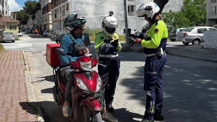 Manisa'da jandarmadan motosiklet denetimi