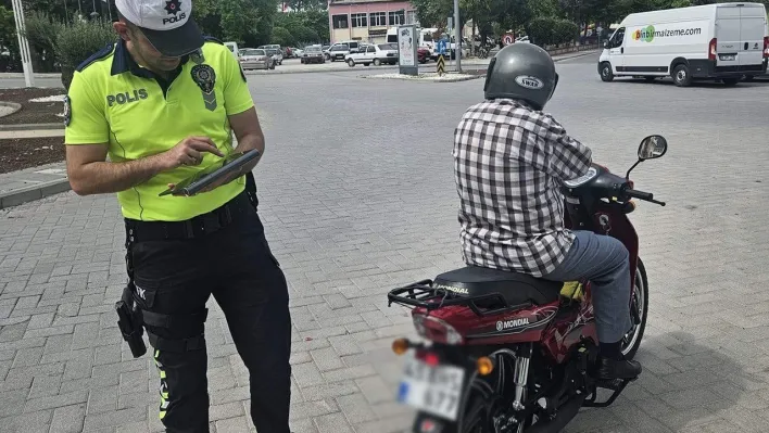 Manisa'da motosiklet denetimi: 985 bin lira cezai işlem uygulandı