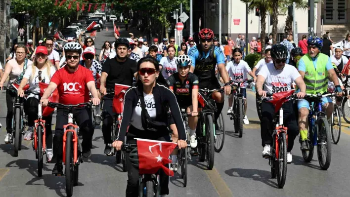 Manisa'da pedallar 19 Mayıs için...