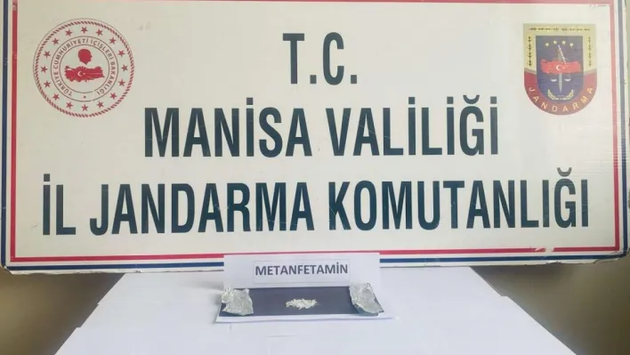 Manisa'da şüphelinin üzerinden metamfetamin çıktı