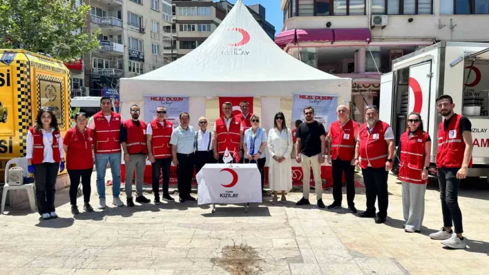 Manisa'da Türk Kızılay kurban bağış standı açıldı