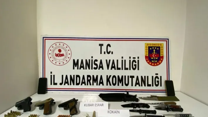 Manisa'da uyuşturucu ve silah ele geçirildi