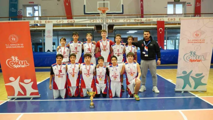 Manisa Okul Sporları Yıldızlar Basketbol İl Birinciliği müsabakaları sona erdi