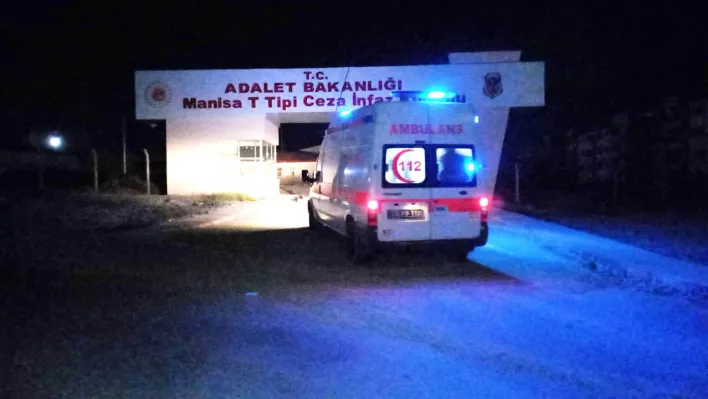 Manisa T Tipi cezaevinde yangın 1 Hükümlü ağır yaralı  Dumanda 10 kişi etkilendi