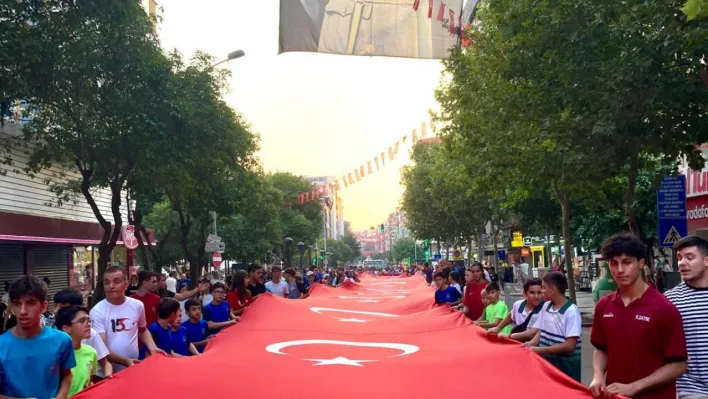 Manisalılar 15 Temmuz  Şehitleri Anma 8. Yıl Dönümünü böyle andı