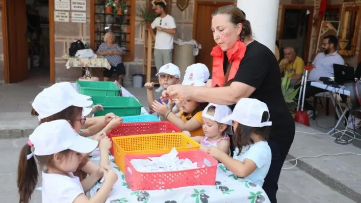 Şehzadeler'in minikleri geri dönüşümü uygulamalı öğrendi