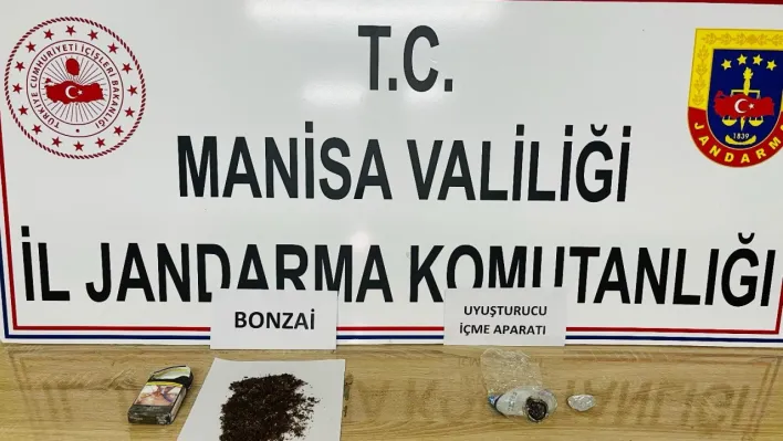 Manisa'da Şüpheli araçtan bonzai çıktı