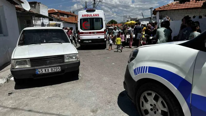 Manisa'da Uyuşturucu krizine giren genç kendine zarar verdi